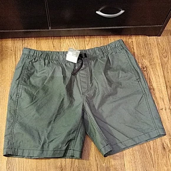 eddie bauer men's shorts with elastic waist